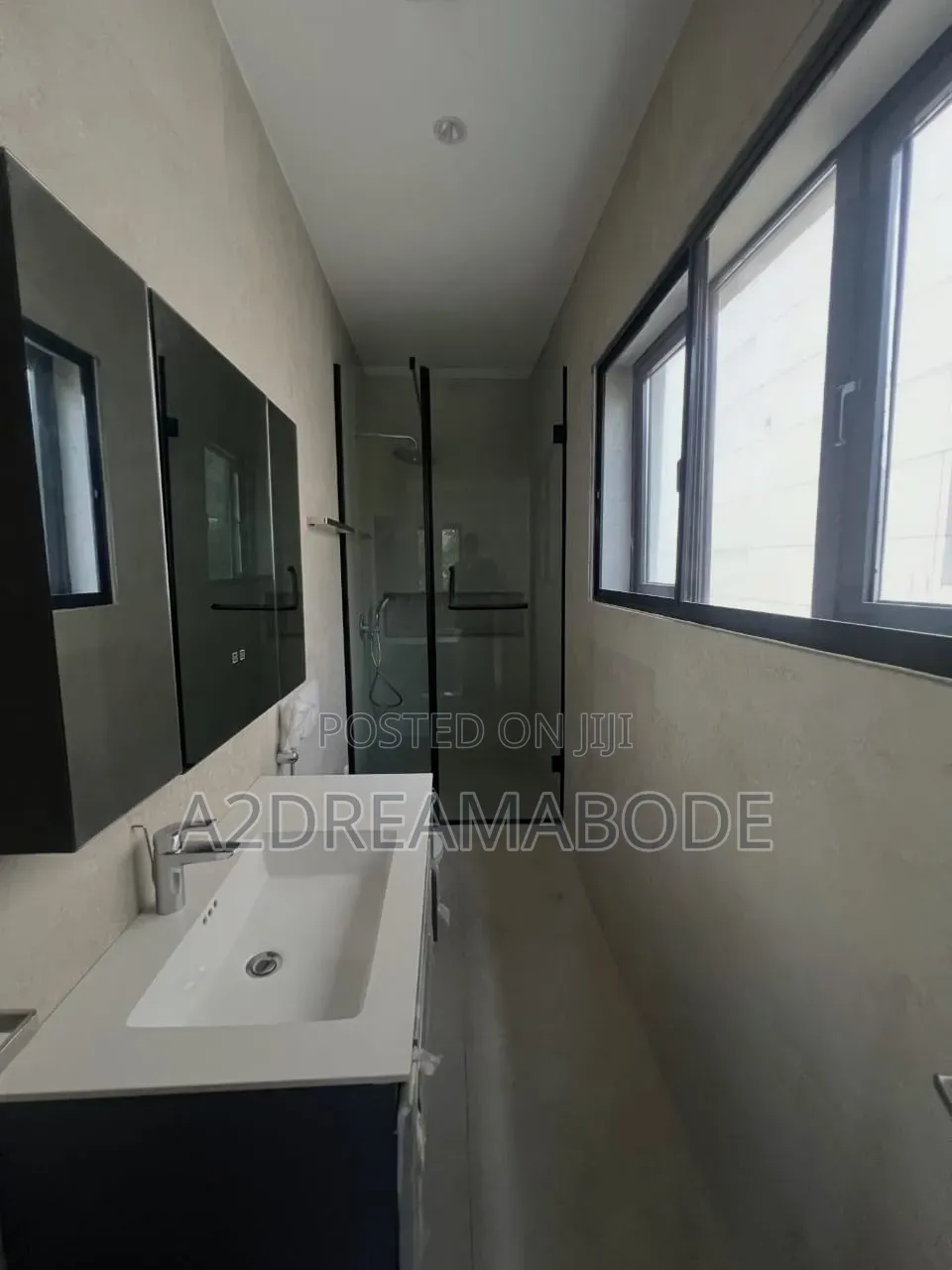 4bdrm Duplex in Ikoyi, Banana Island for sale in Banana Island