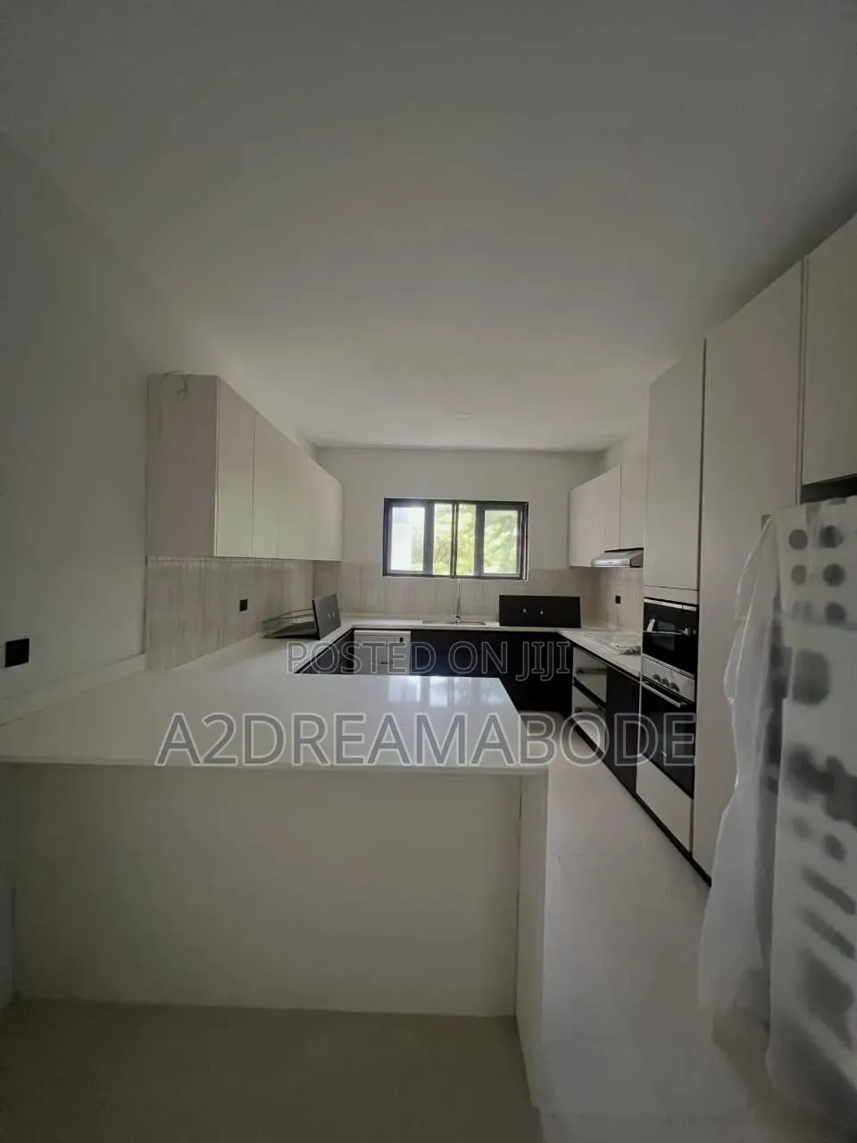 4bdrm Duplex in Ikoyi, Banana Island for sale in Banana Island