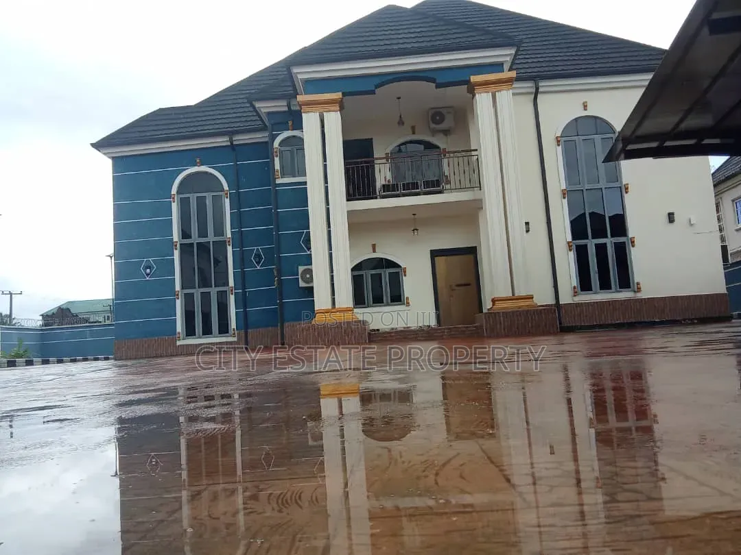 Furnished 5bdrm Mansion in Happybite, Rukpokwu for sale in Rukpokwu