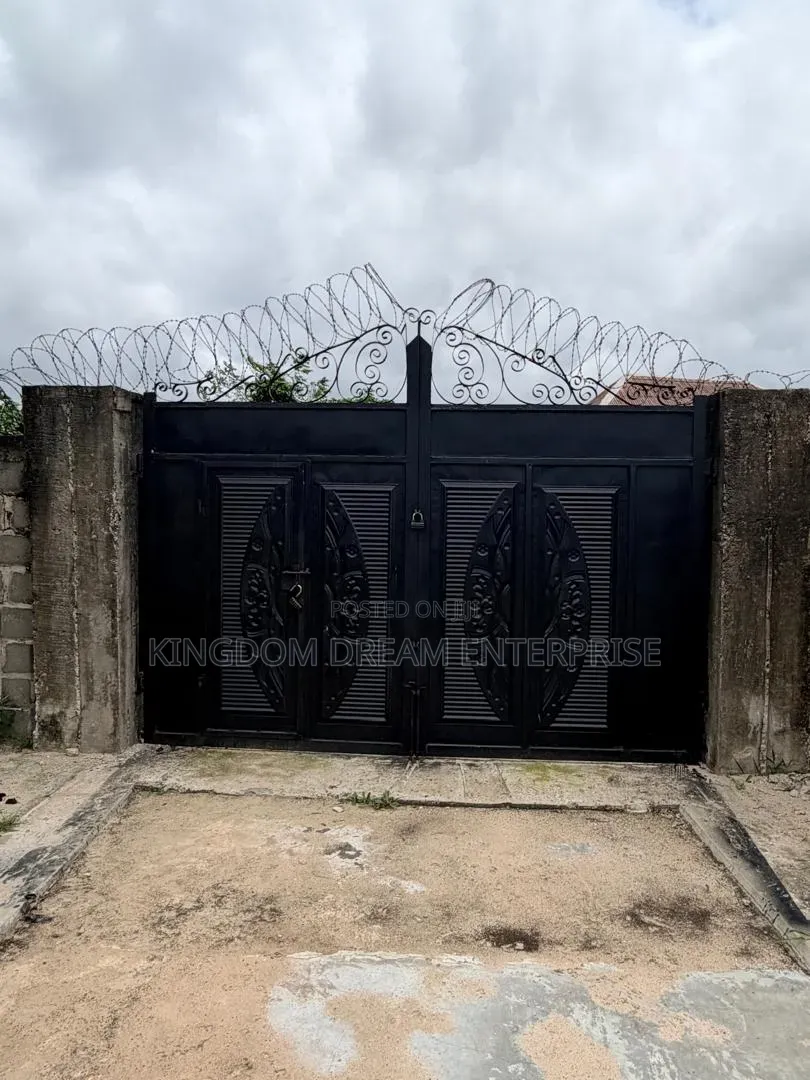 Poultry Farm Badagry Lagos State 500m in Badagry / Badagry