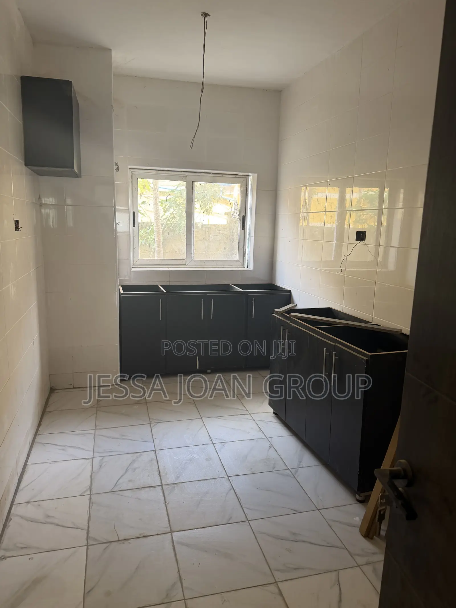 3bdrm Block of Flats in Utako for sale in Utako