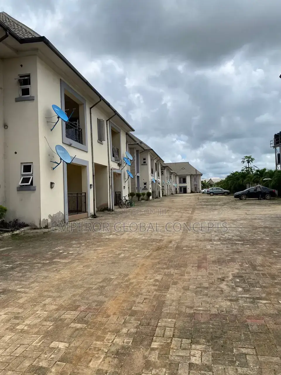 20bdrm Block of Flats in Pristine Estate, Obio-Akpor for sale in Obio-Akpor