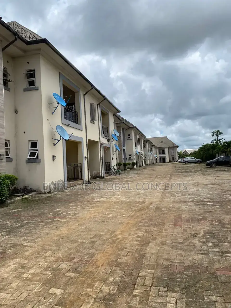 20bdrm Block of Flats in Pristine Estate, Obio-Akpor for sale in Obio-Akpor