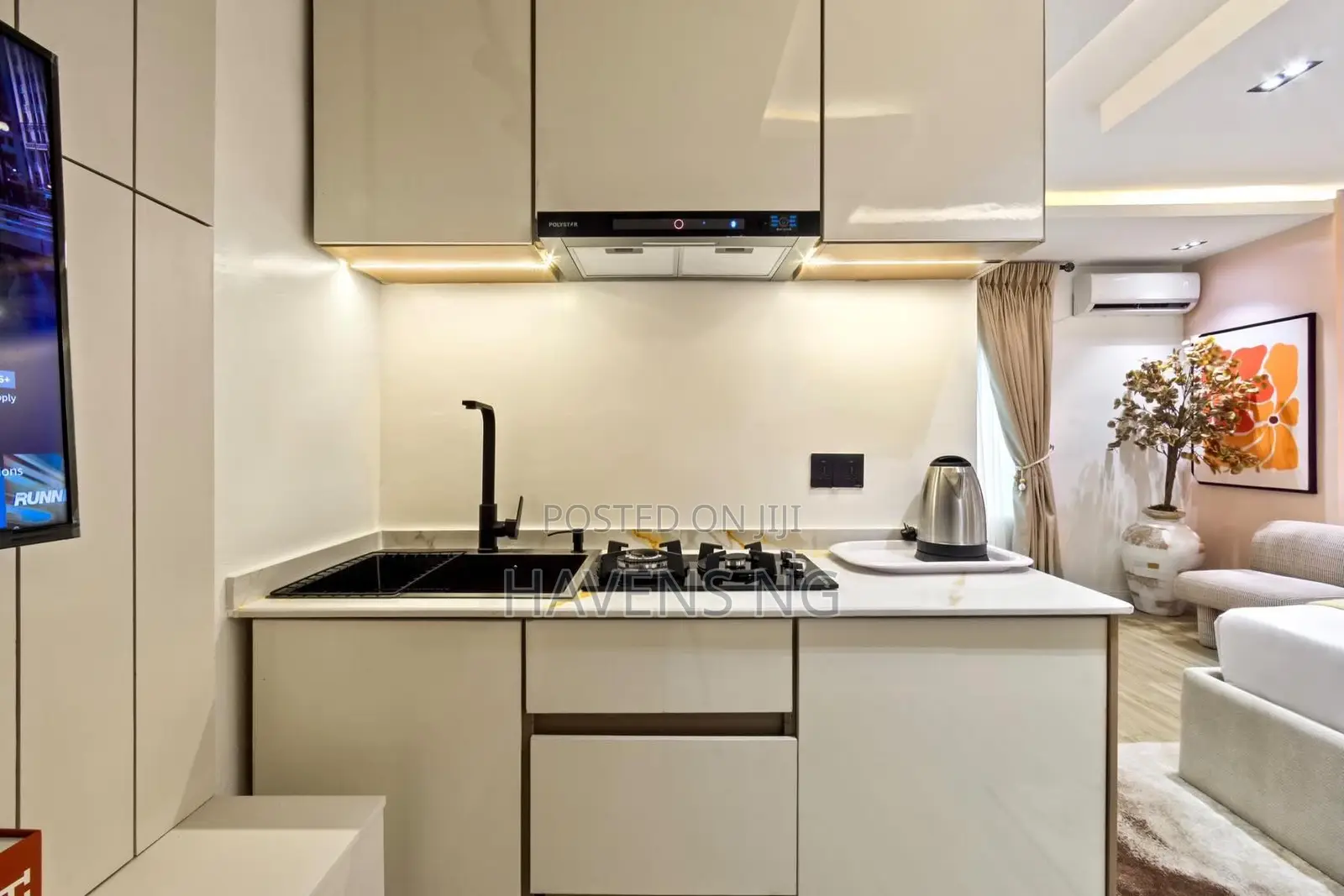 Newly Launched Studio Apartment With Indoor Pool Breakfast in Chevron