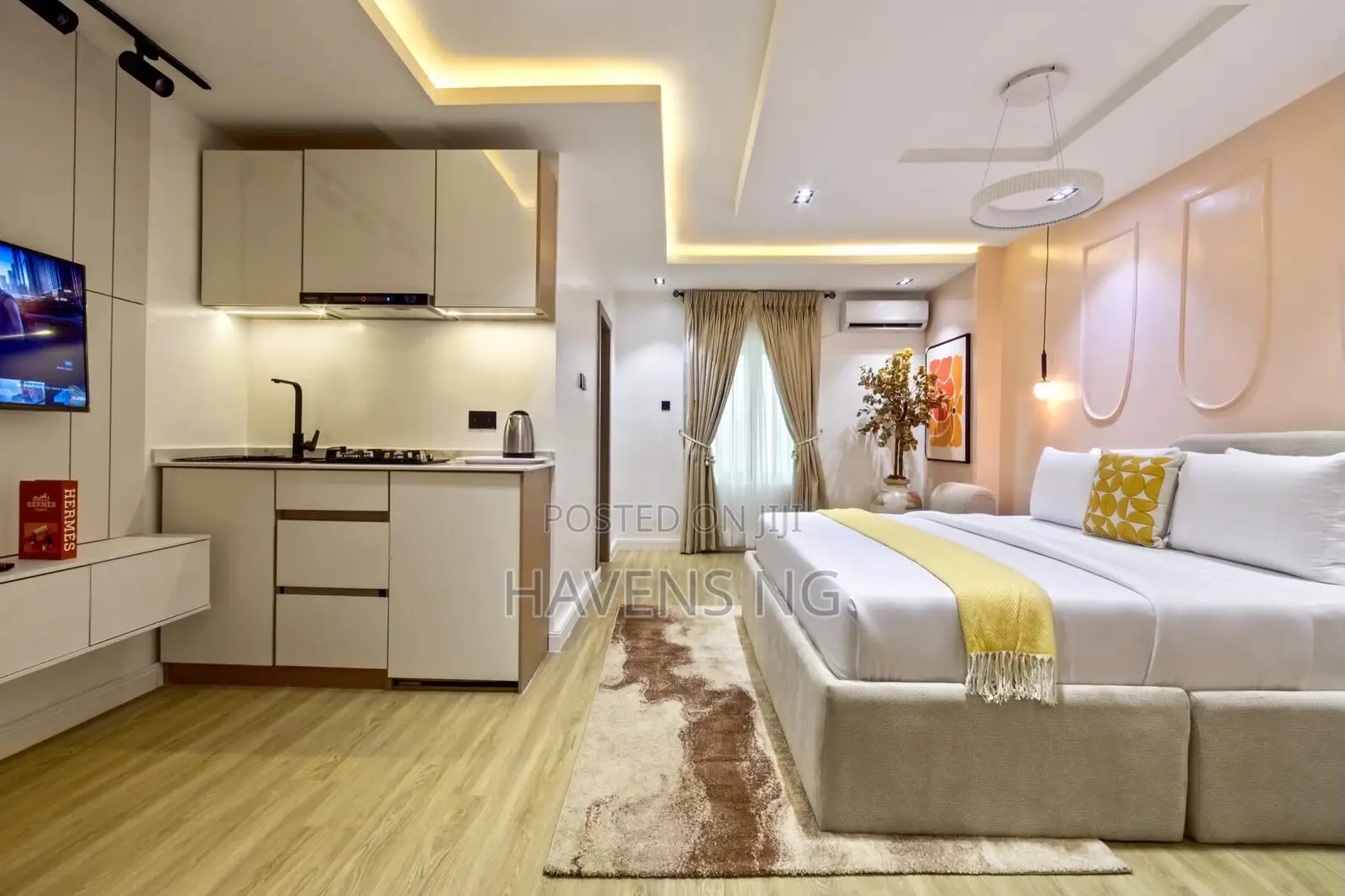 Newly Launched Studio Apartment With Indoor Pool Breakfast in Chevron