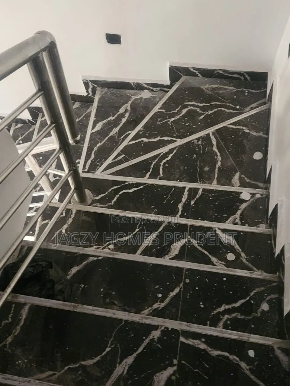 3bdrm Duplex in Ikota Villa, Lekki Expressway for sale in Lekki Expressway