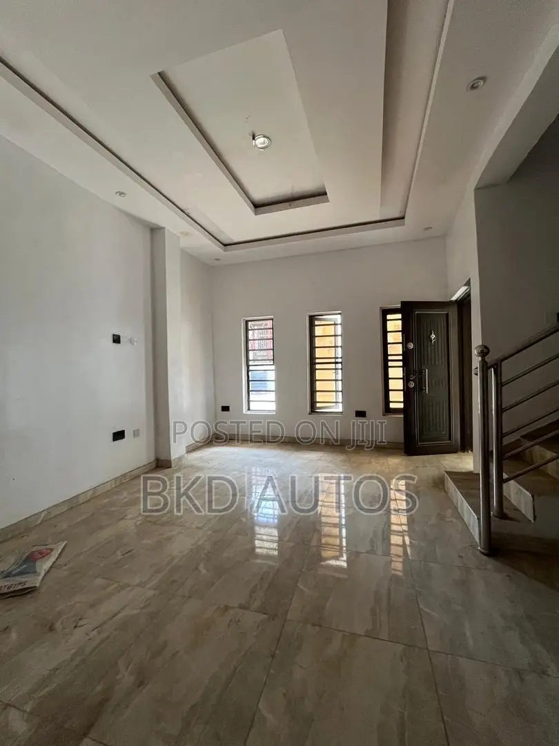 4bdrm Duplex in Gbagada for sale in Gbagada