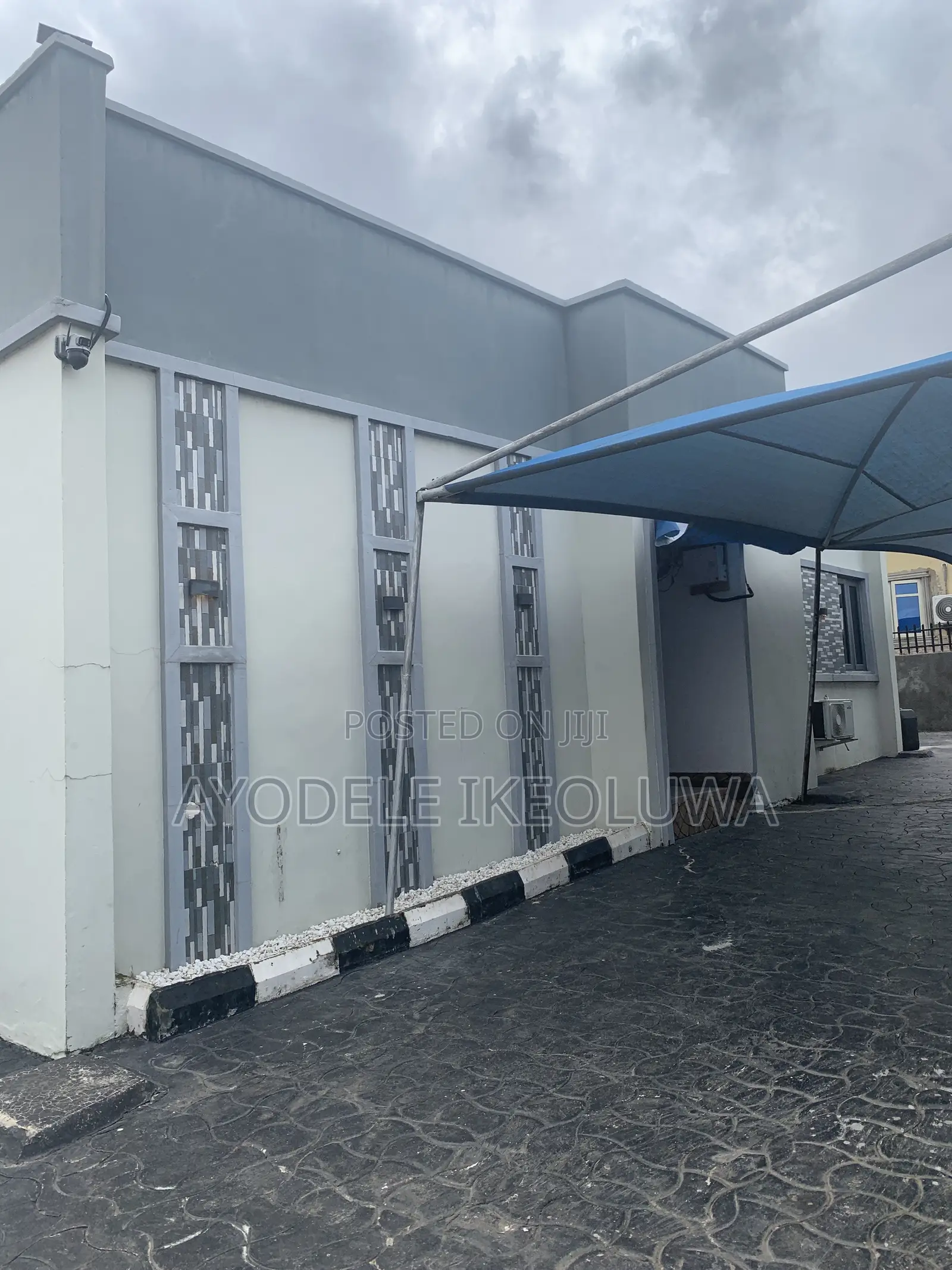 Three Bedrooms Service Apartment for Rent in Iseri Olofin