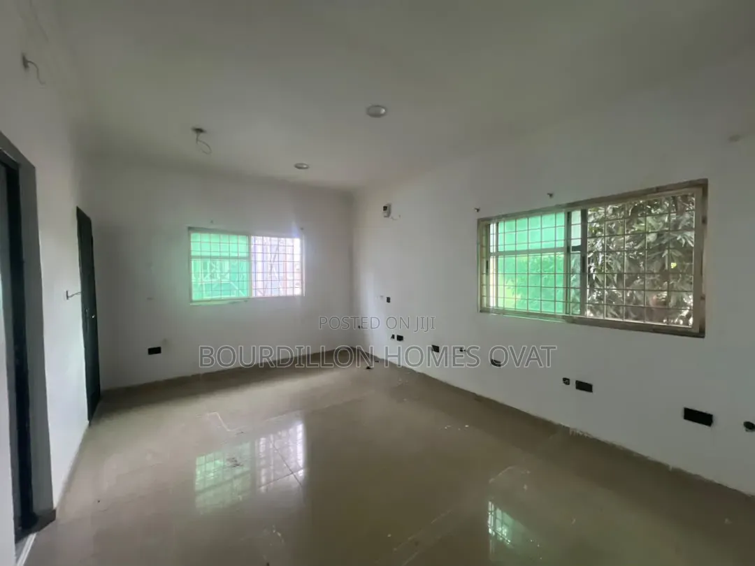 4bdrm Duplex in Lekki Phase 1 for rent in Lekki Phase 1