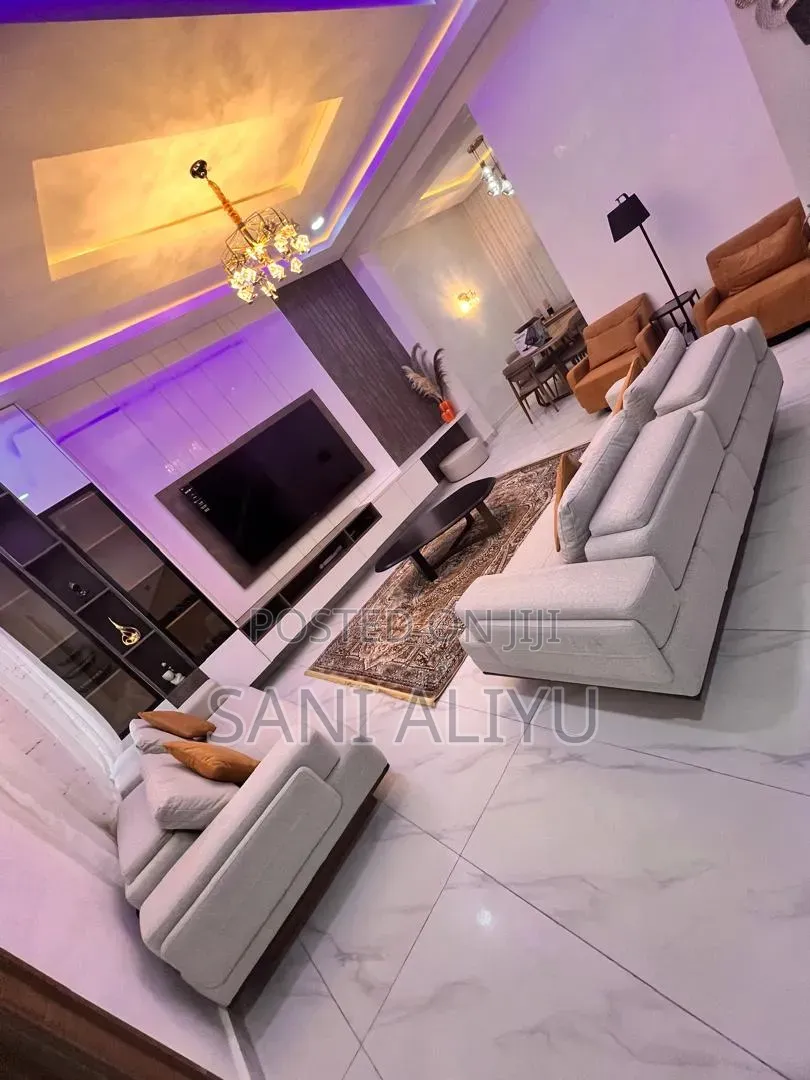 Furnished 4bdrm Townhouse/Terrace in Time 2 Apartment, Jahi for sale in Jahi