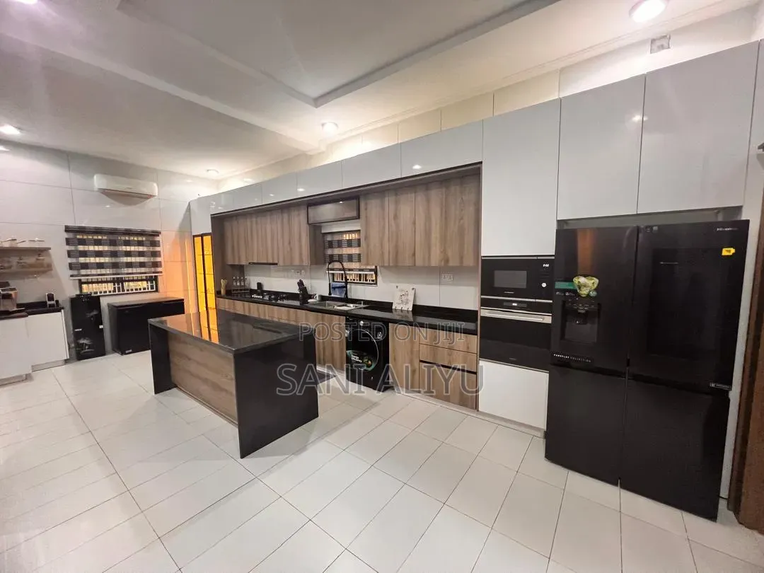 Furnished 4bdrm Townhouse/Terrace in Time 2 Apartment, Jahi for sale in Jahi