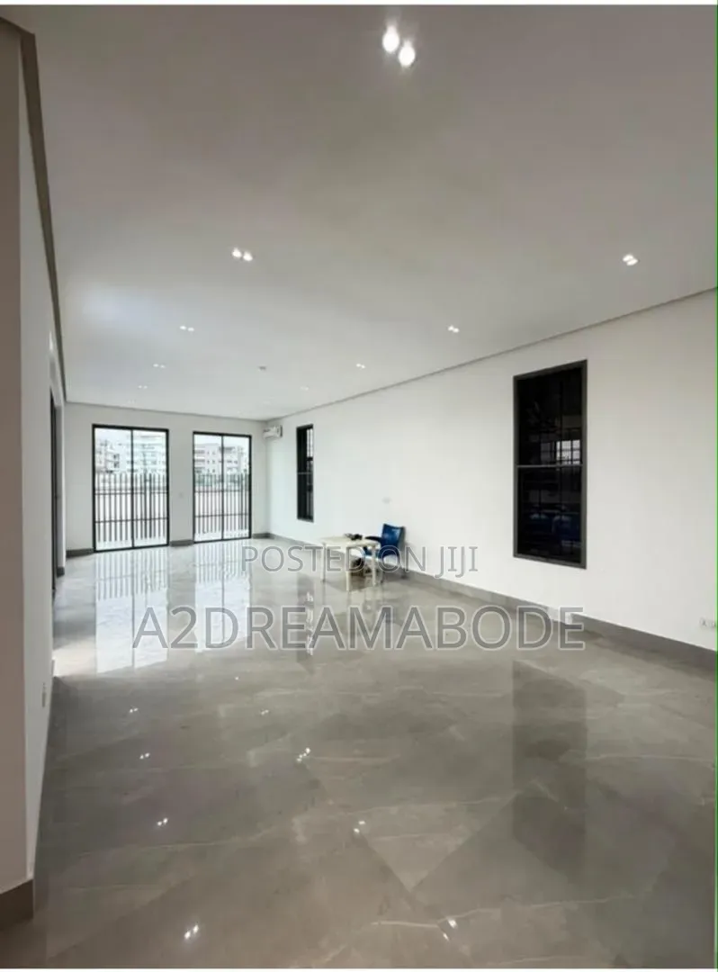 5bdrm Duplex in Ikoyi, Banana Island for sale in Banana Island