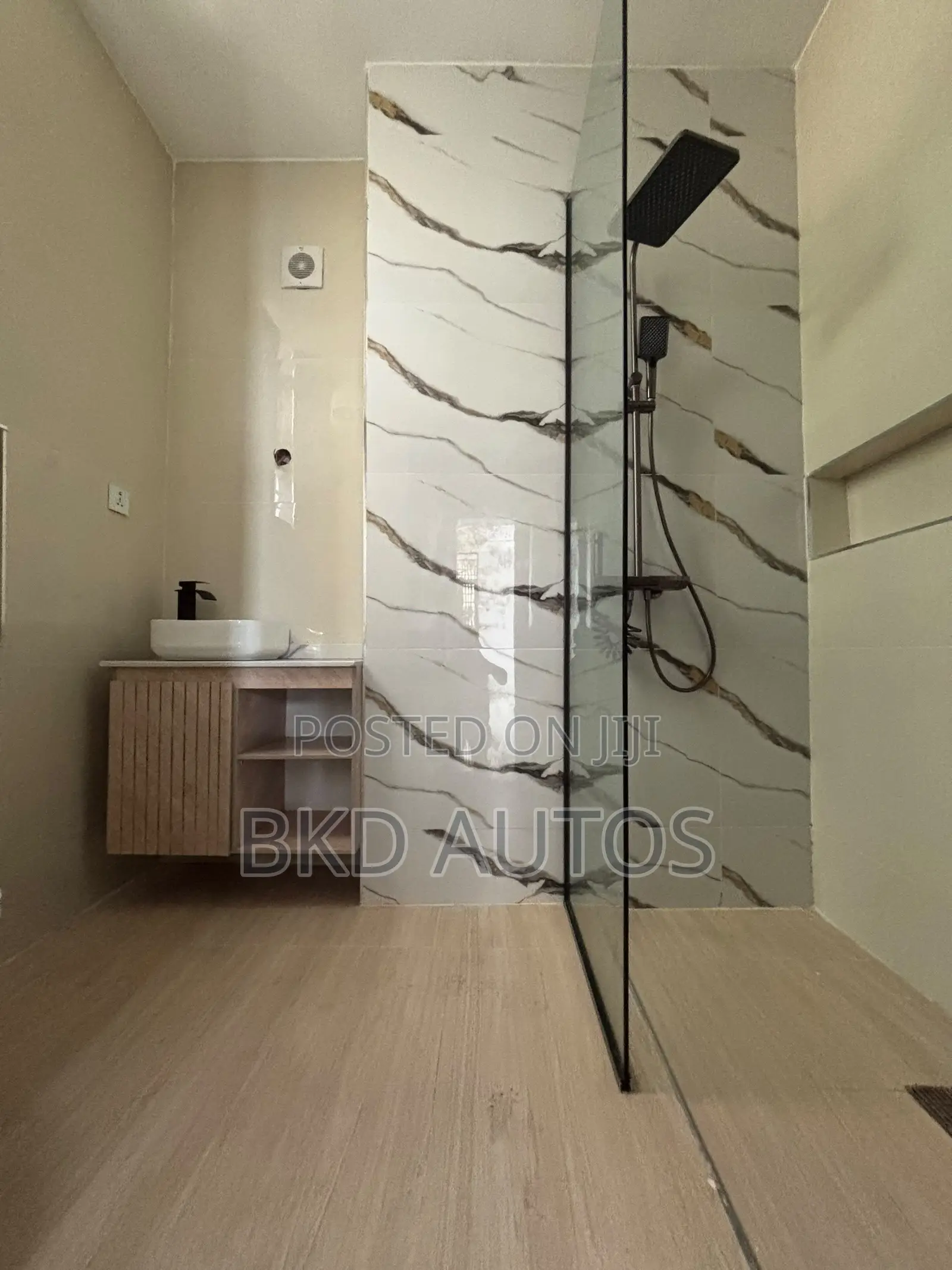 4bdrm Duplex in Omole Phase 2 for sale in Omole Phase 2