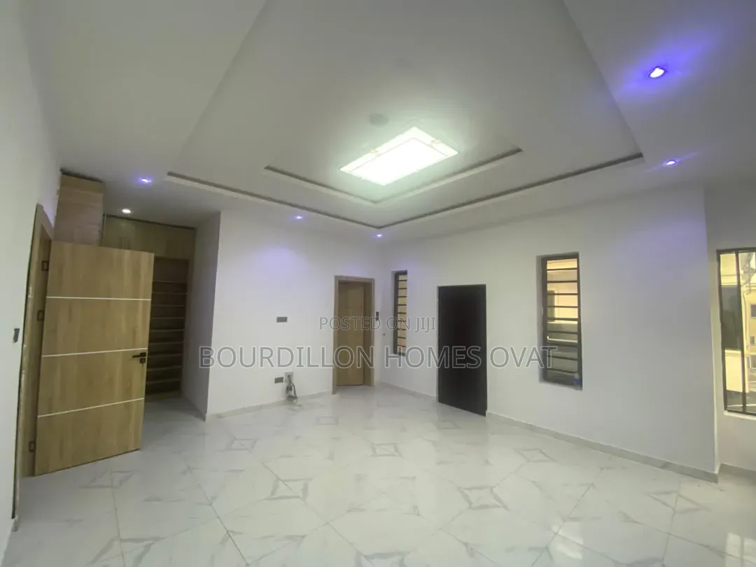 4bdrm Duplex in Orchid Lekki Lagos for rent in Lekki Expressway