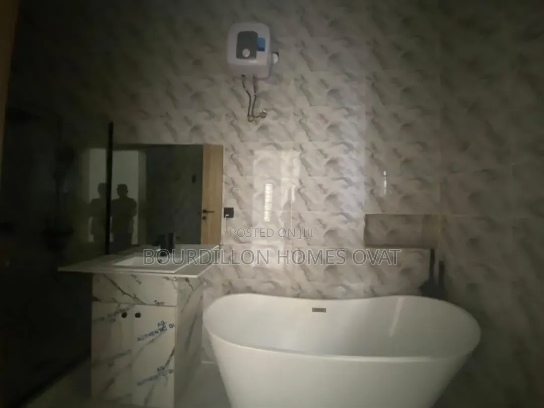 4bdrm Duplex in Orchid Lekki Lagos for rent in Lekki Expressway