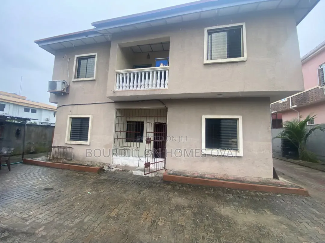 2bdrm Duplex in Ikota Villa Estate for rent in Ikota