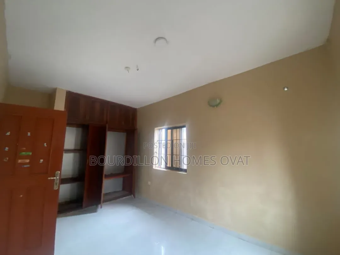2bdrm Duplex in Ikota Villa Estate for rent in Ikota