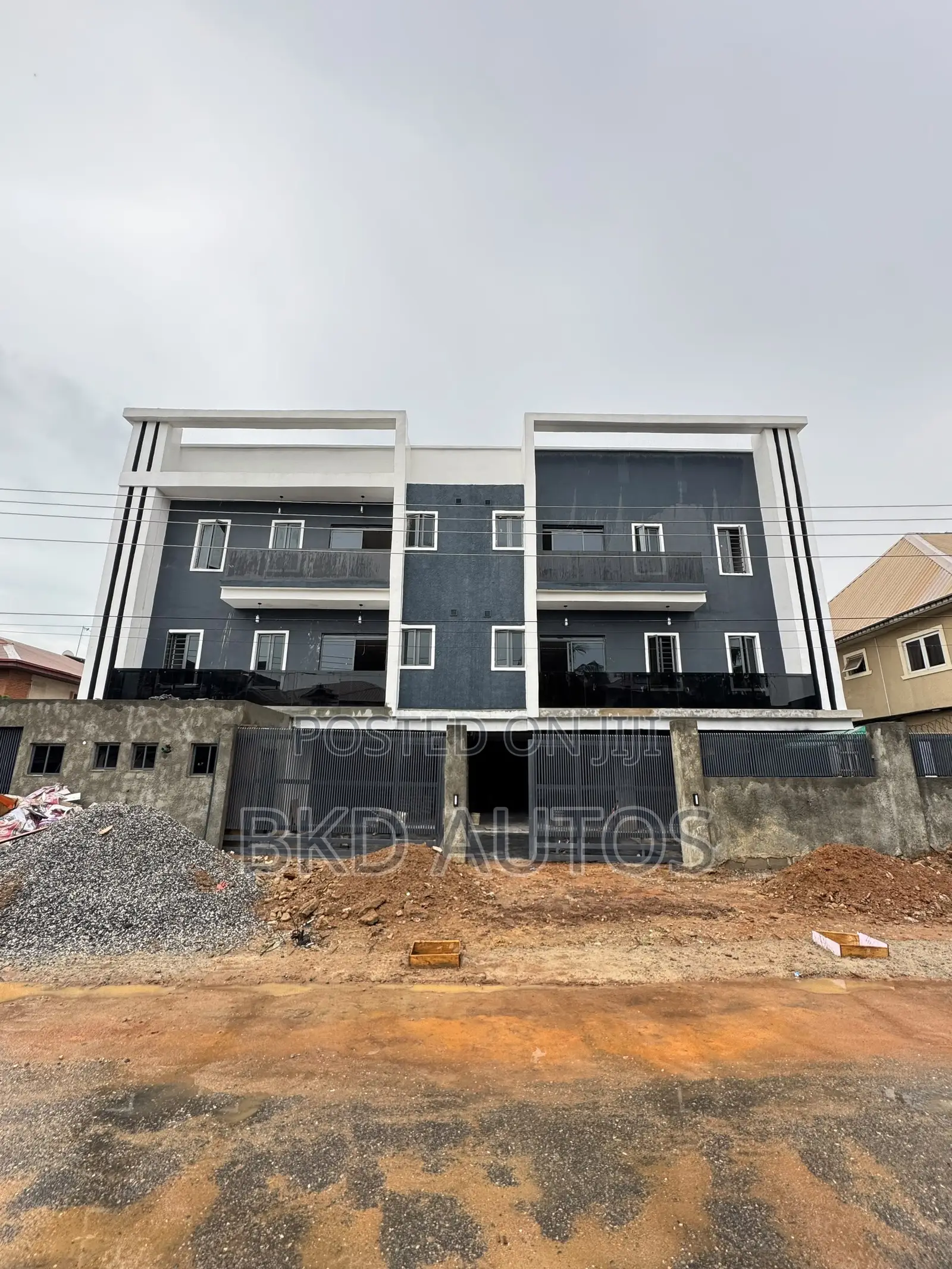 2bdrm Apartment in Magodo for sale in Magodo