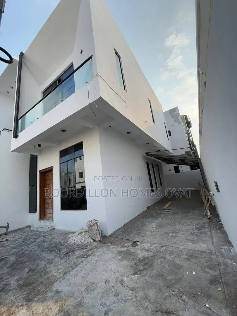 4bdrm Duplex in Orchid Lekki Lagos for rent in Lekki Expressway