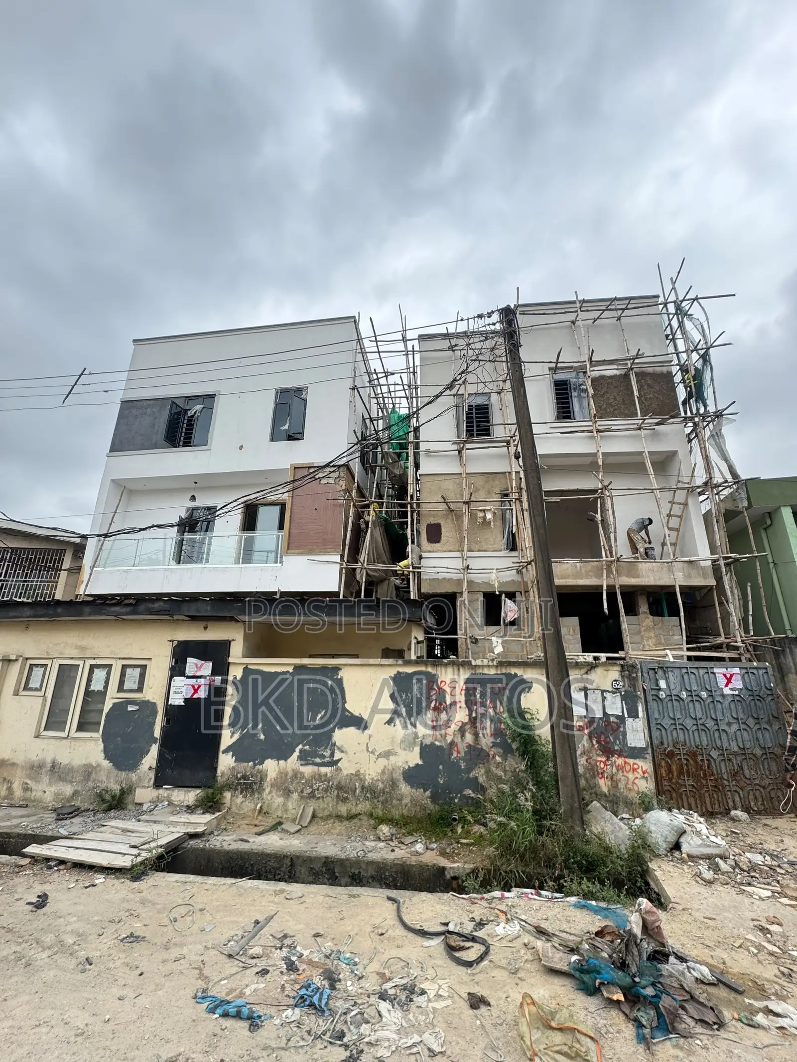 4bdrm Duplex in Surulere for sale in Surulere