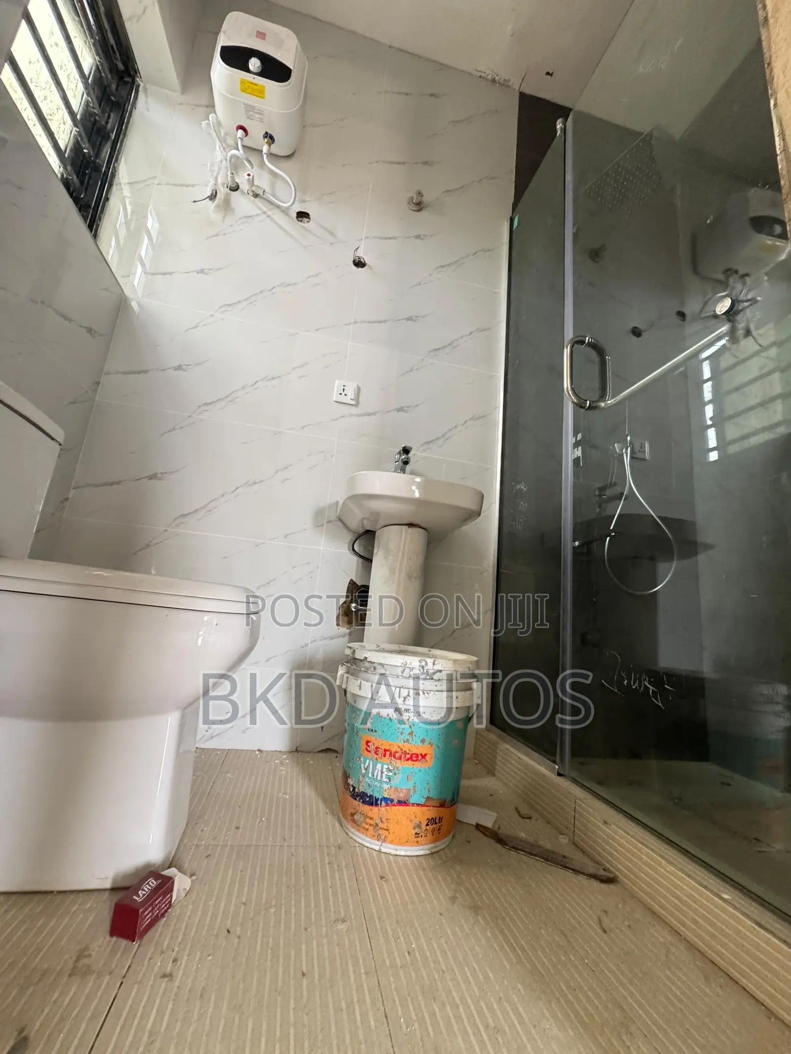 4bdrm Duplex in Surulere for sale in Surulere