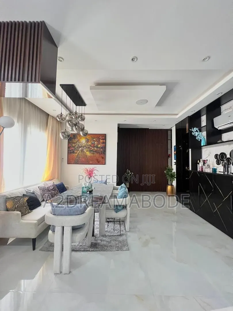 Furnished 3bdrm Apartment in Ikoyi, Banana Island for sale in Banana Island