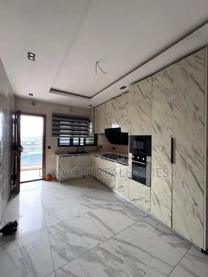 3bdrm Apartment in Lekki Phase 1 for rent in Lekki Phase 1