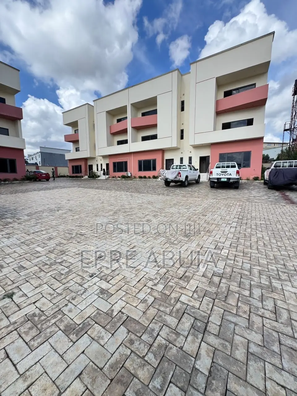 4bdrm Duplex in Durumi for sale in Durumi