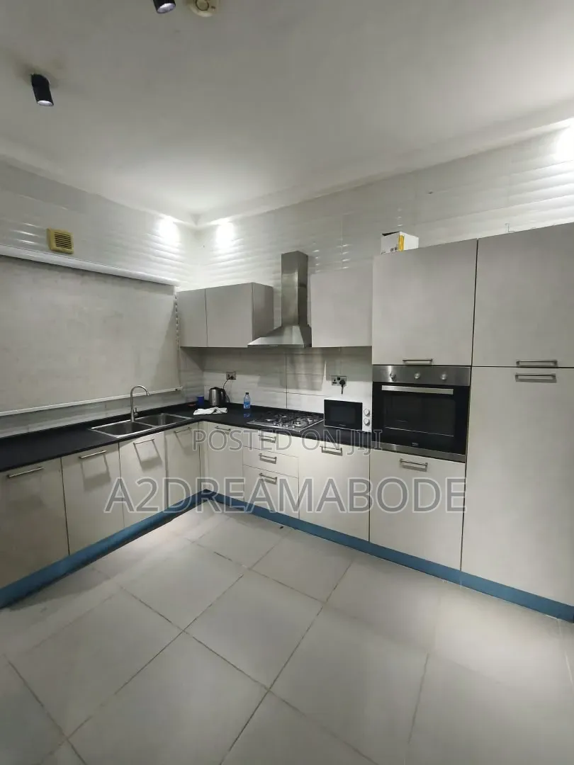 5bdrm Duplex in Ikeja for rent in Ikeja GRA