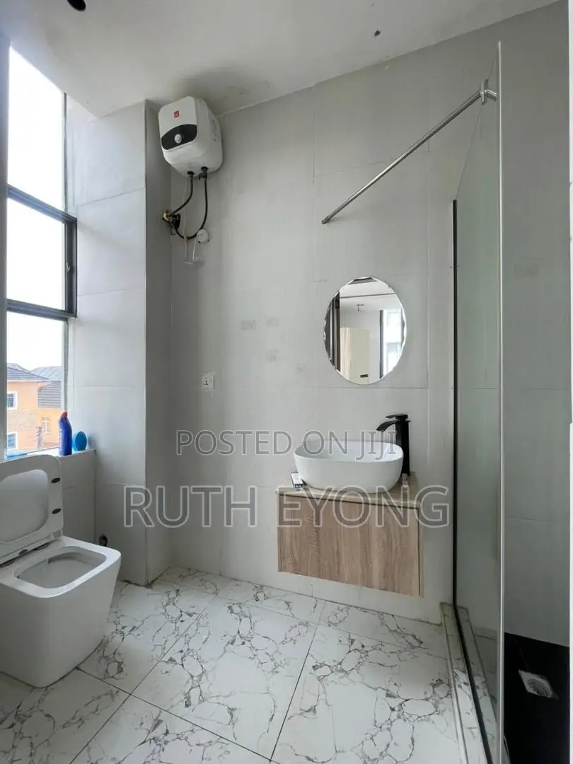 2bdrm Apartment in Chevron, Lekki for rent in Chevron
