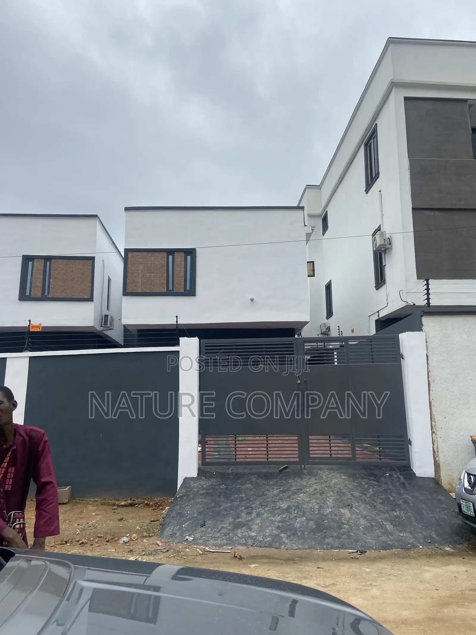 3bdrm Block of Flats in Olowora, Kosofe for rent in Kosofe