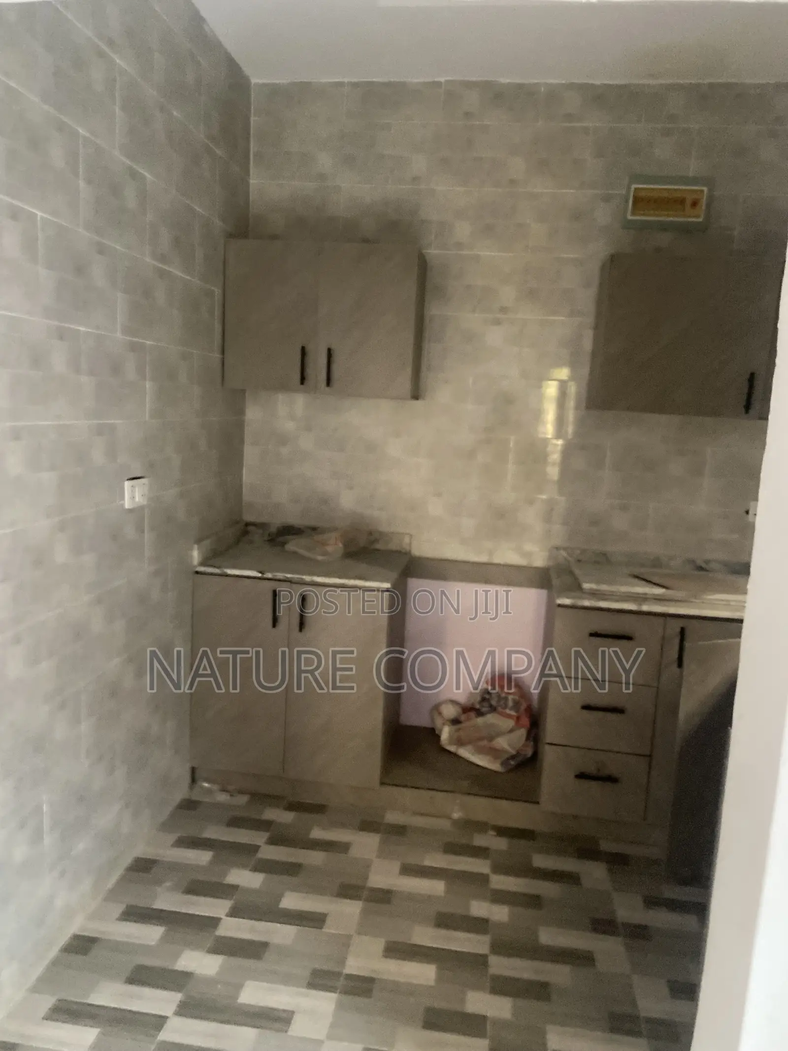 3bdrm Block of Flats in Olowora, Kosofe for rent in Kosofe