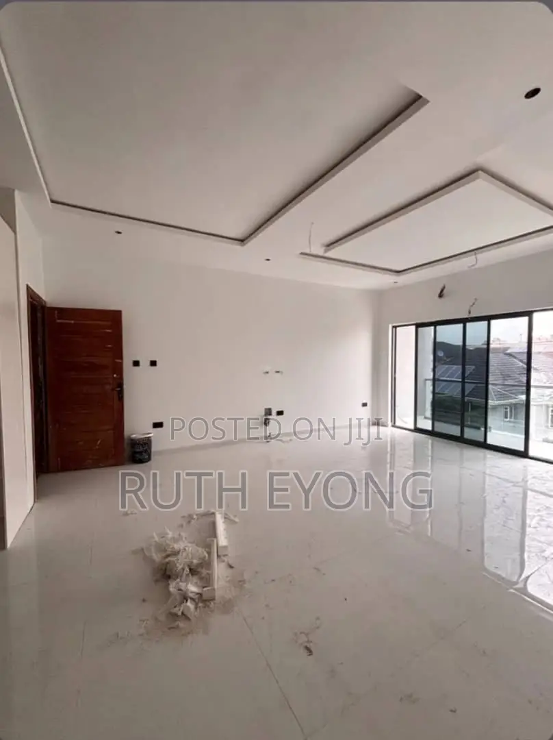 2bdrm Apartment in Lekki Phase 1 for rent in Lekki Phase 1