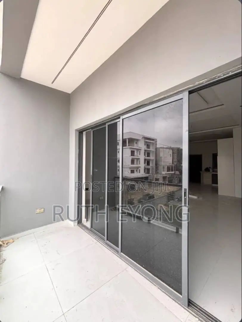 2bdrm Apartment in Lekki Phase 1 for rent in Lekki Phase 1