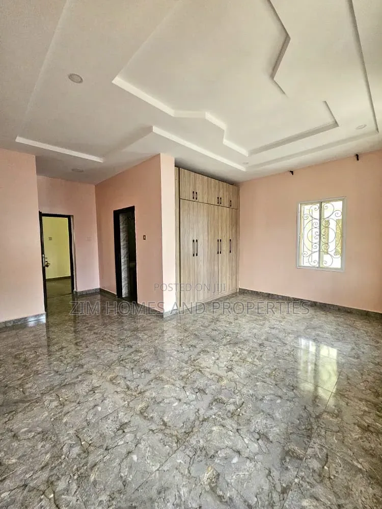 6bdrm Duplex in Zim Homes And, Guzape District for rent in Guzape District