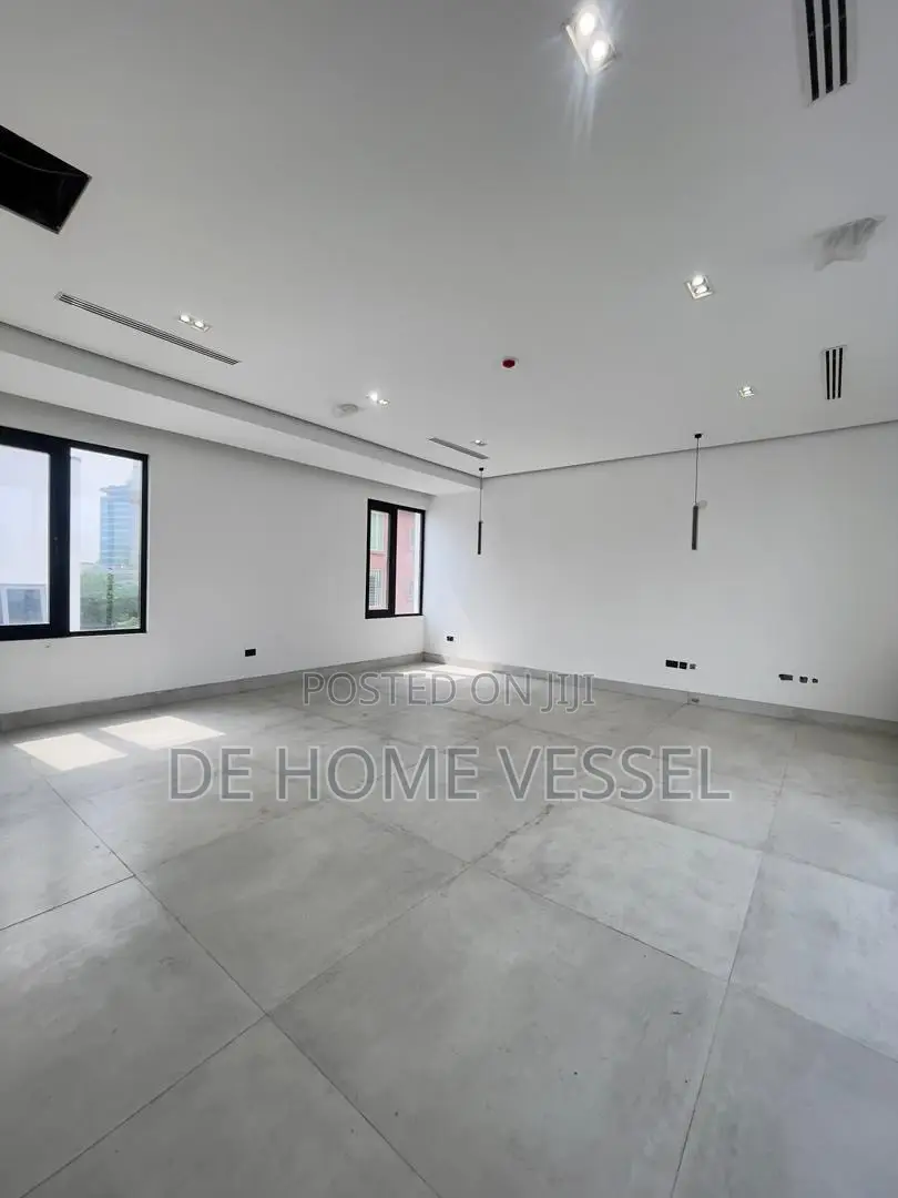 5bdrm Duplex in Old Ikoyi for sale in Old Ikoyi