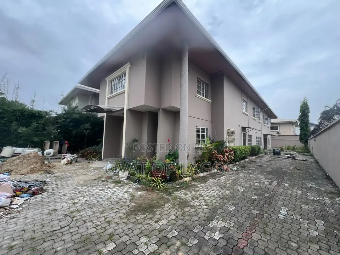 6bdrm Duplex in Parkview Estate for rent in Parkview Estate