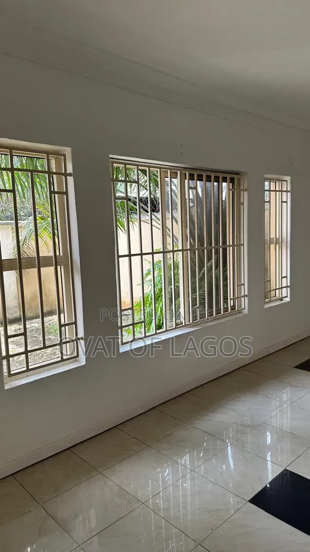 4bdrm Duplex in Parkview Estate for rent in Parkview Estate
