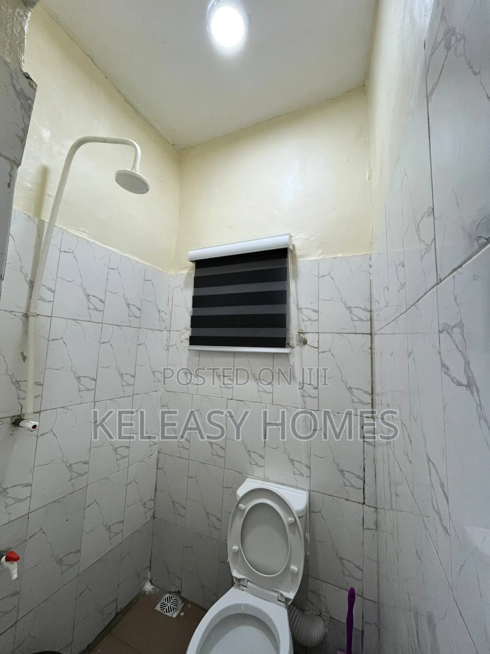 Stylish Studio Apartment in Bariga / Shomolu