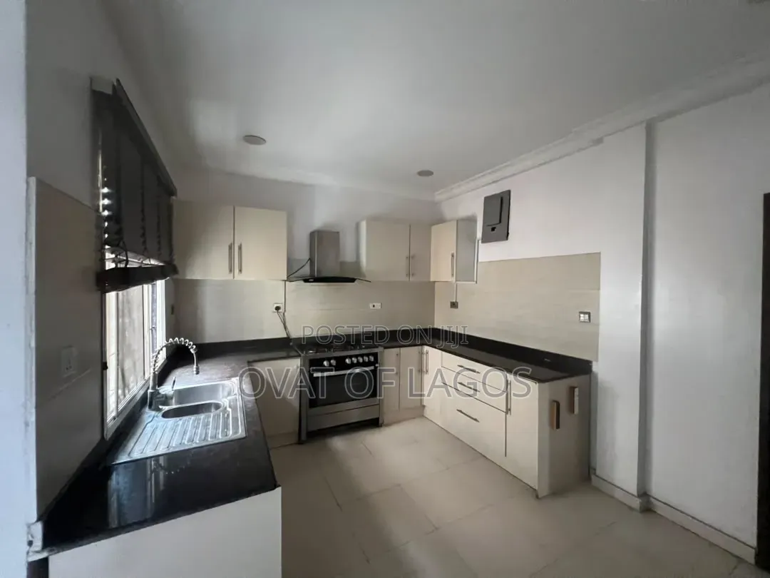 4bdrm Apartment in Parkview Estate for rent in Parkview Estate