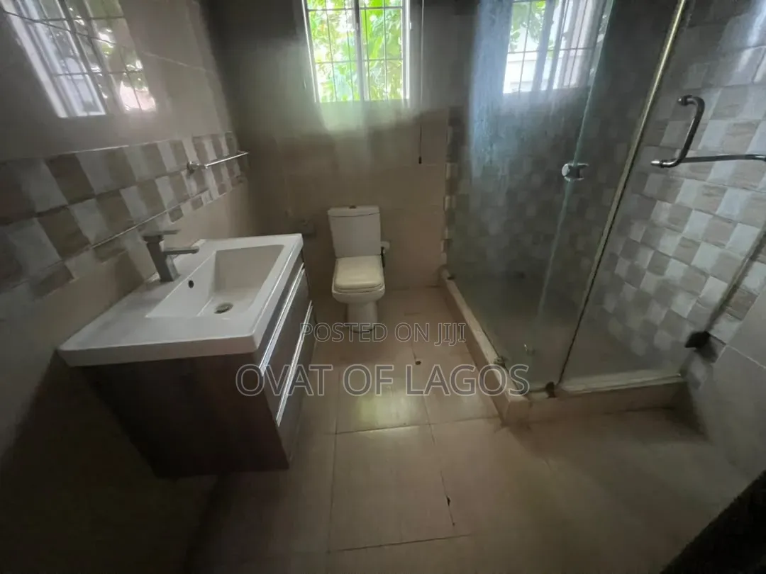 4bdrm Apartment in Parkview Estate for rent in Parkview Estate