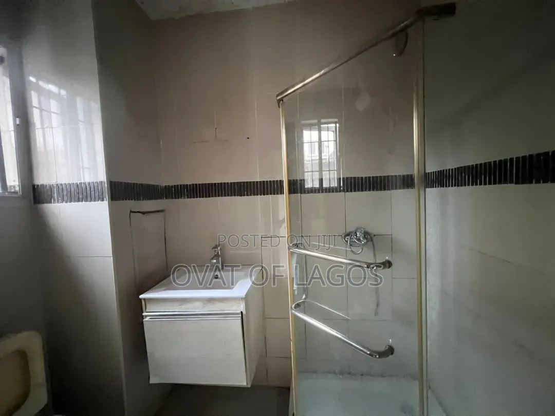 4bdrm Apartment in Parkview Estate for rent in Parkview Estate