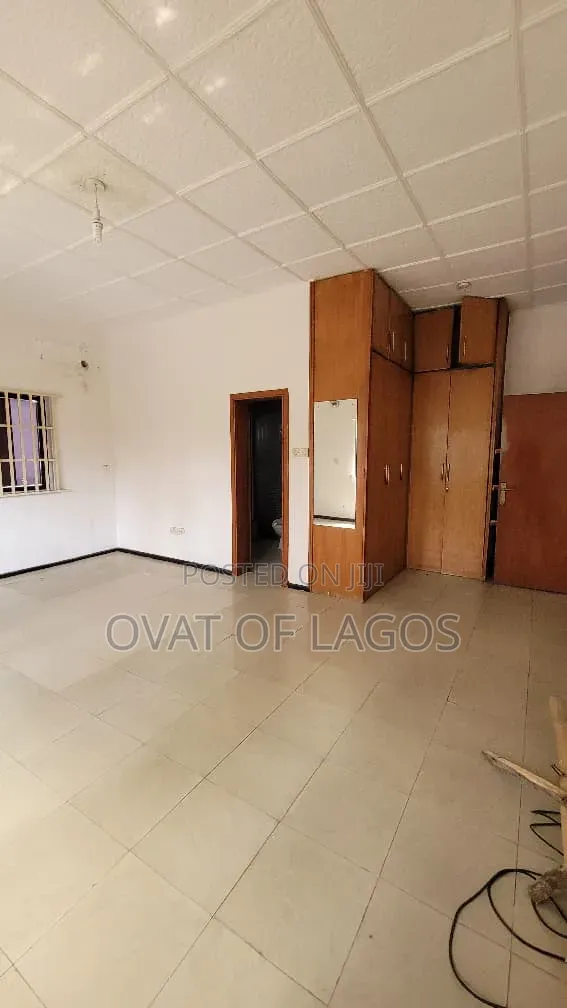 4bdrm Duplex in Parkview Estate for rent in Parkview Estate