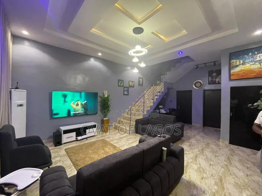 4bdrm Duplex in Thomas Estate for rent in Thomas Estate