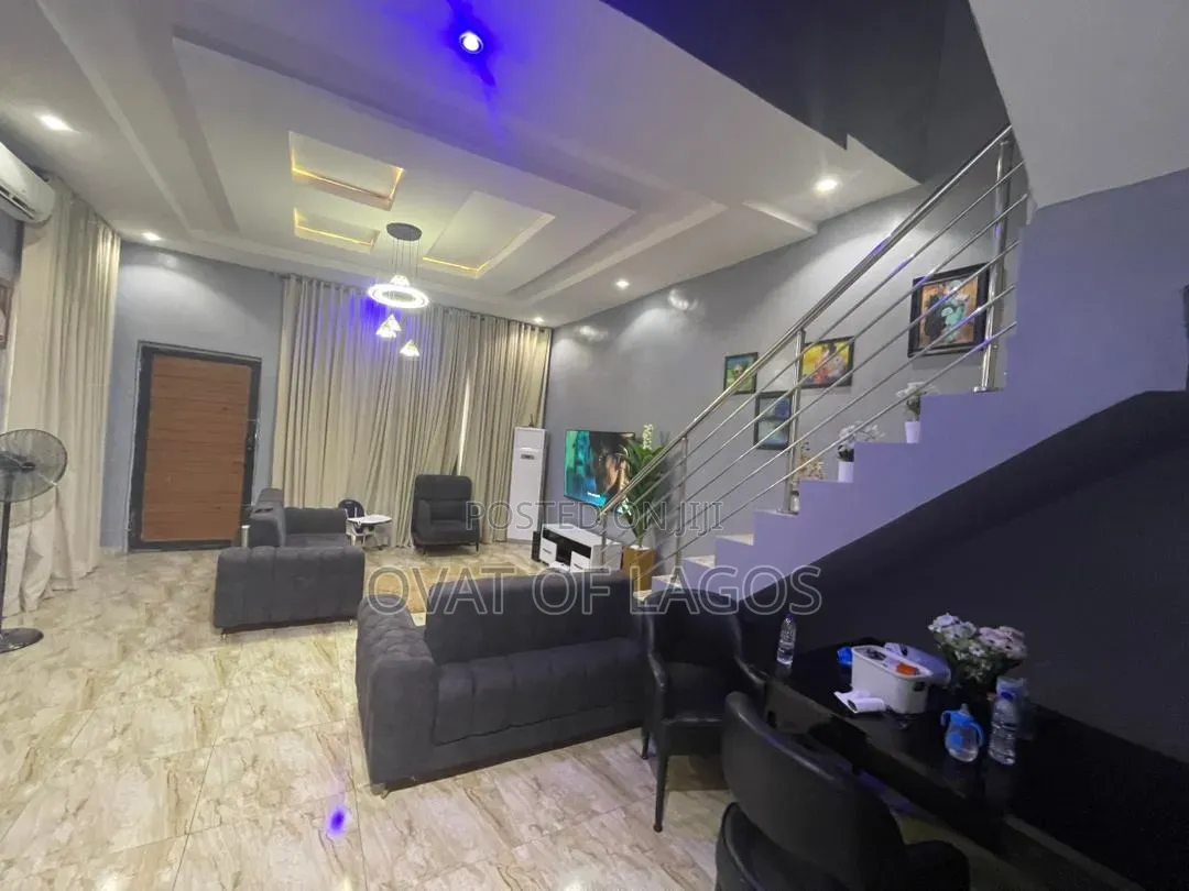 4bdrm Duplex in Thomas Estate for rent in Thomas Estate