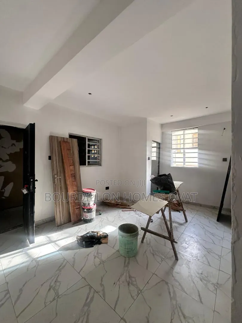2bdrm Apartment in Orchid Lekki Lagos for rent in Lekki Expressway