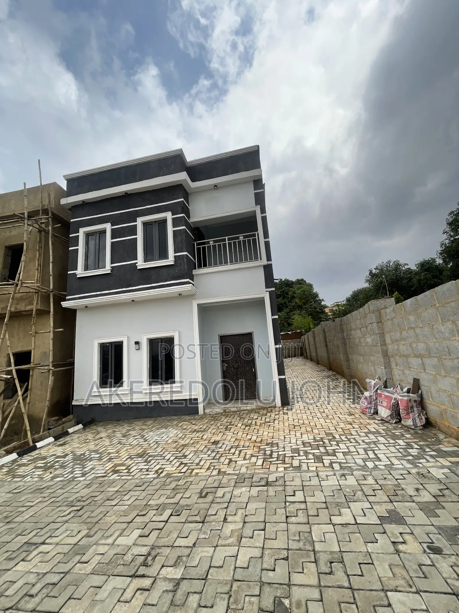 4bdrm Townhouse/Terrace in Life Camp for sale in Life Camp