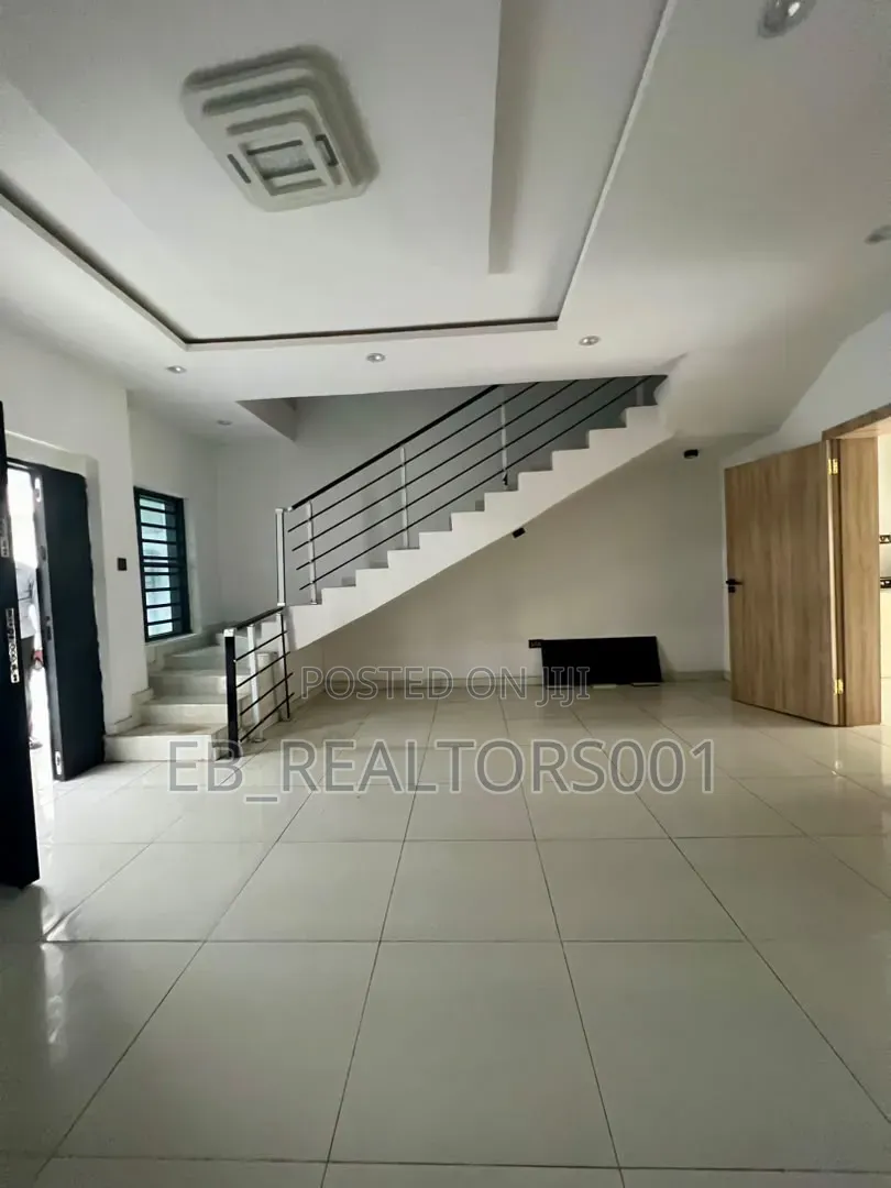 Furnished 3bdrm Duplex in Orchid, Ikate for sale in Ikate