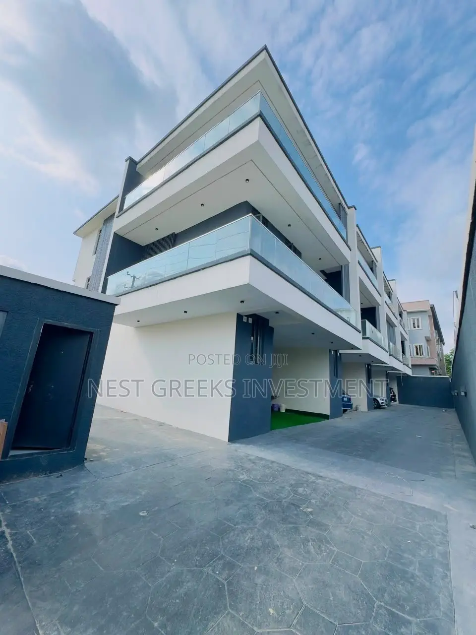 4bdrm Duplex in Ogudu GRA for sale in Ogudu GRA