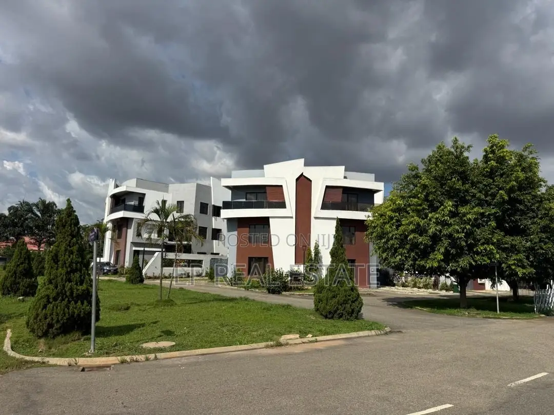 4bdrm Duplex in Life Camp for sale in Life Camp